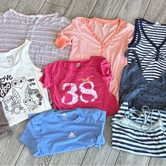 Bundle of 11 Juniors Tops Size Small - Picture 4 of 4